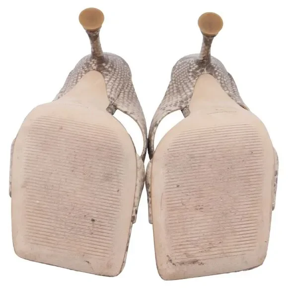 Reformation Aubree Cutout Sandals In Animal Print Leather - Picture 8 of 9